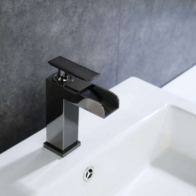 Modern Single Hole Waterfall Faucet with Drain