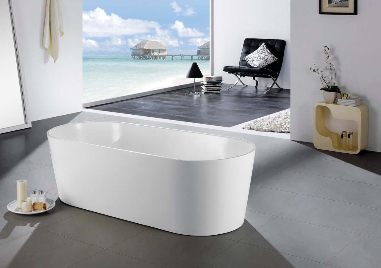 Kube Ovale 63'' White Freestanding Bathtub