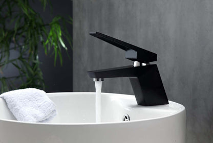 Aqua Siza Single Lever Modern Bathroom Vanity Faucet