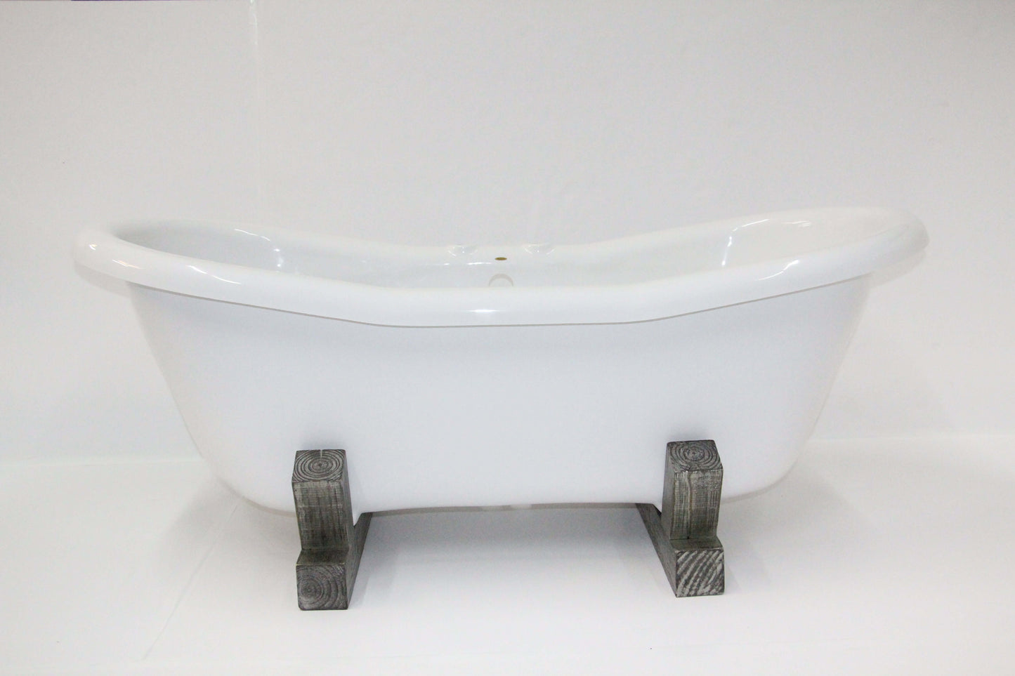 The Farmstead 68" Freestanding Soaking Bathtub